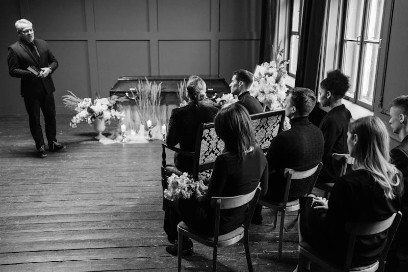 Couronne florale de deuil